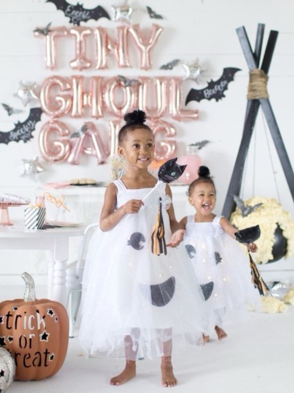 Pottery Barn Kids Light-Up Ghost Tutu Halloween Costume Dress - Picture 14 of 14